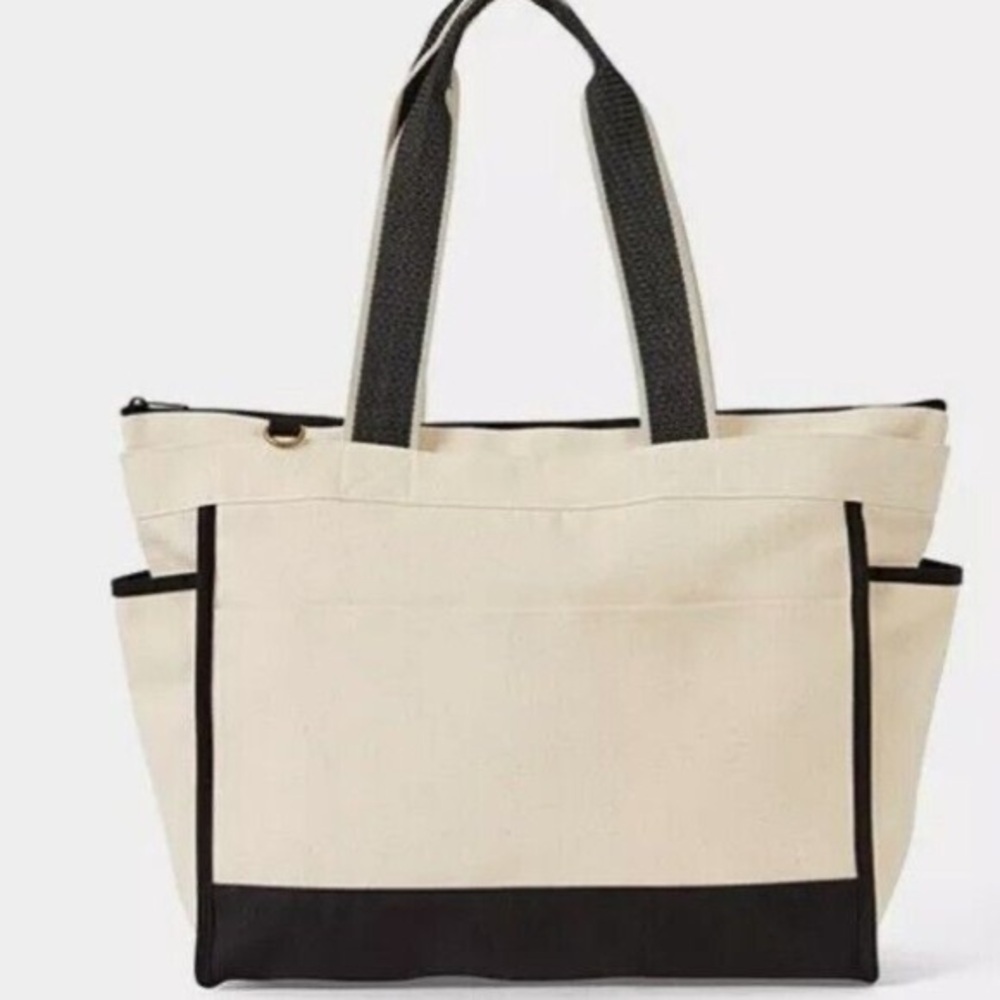 New Thirty-One Canvas Boat Tote Natural and Black Bag